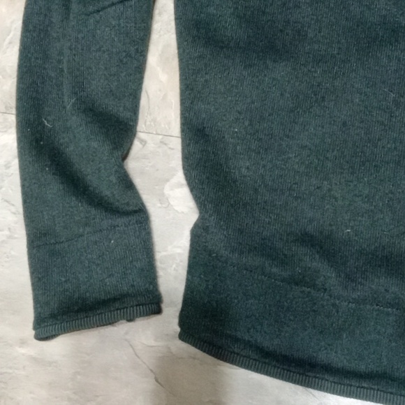 Under Armour Men's Forest Green Long Sleeve Shirt - Picture 11 of 13